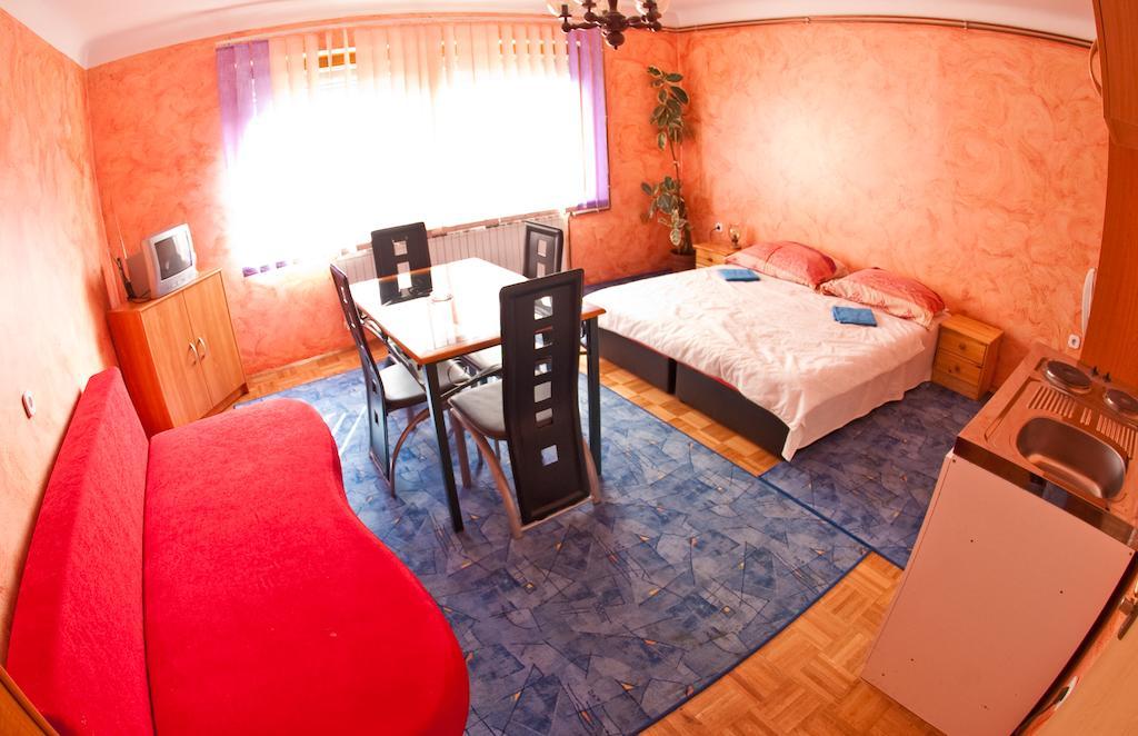 Guest House Pikapolonca Maribor Bilik gambar