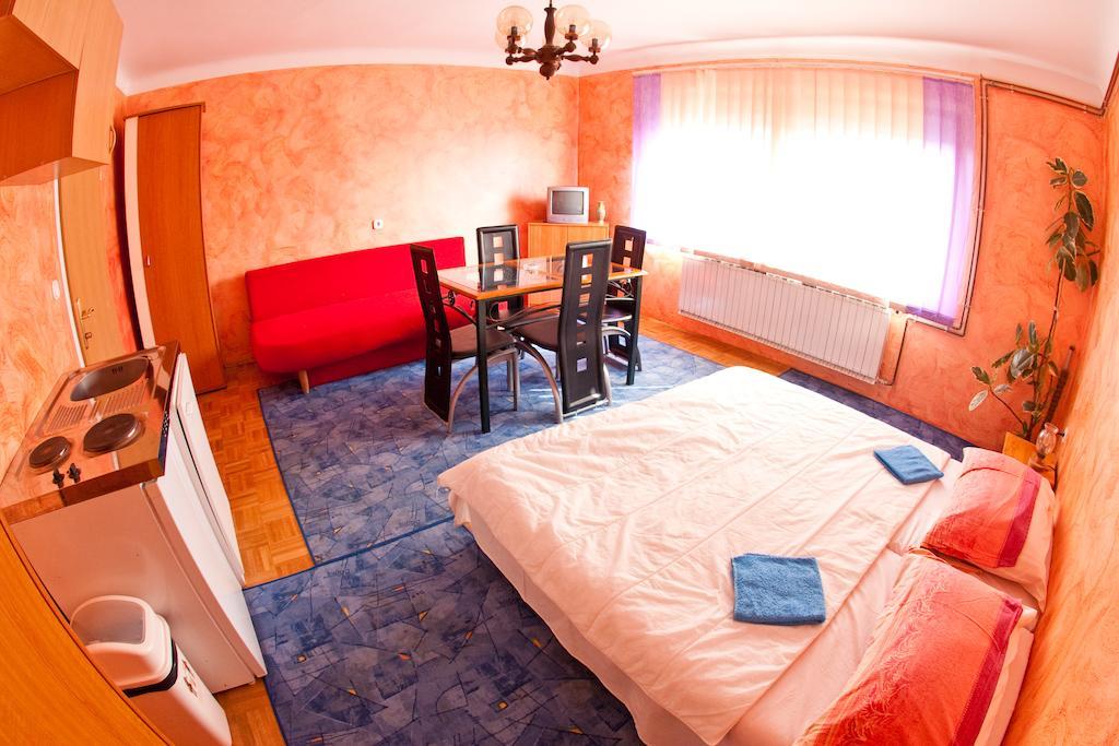 Guest House Pikapolonca Maribor Bilik gambar